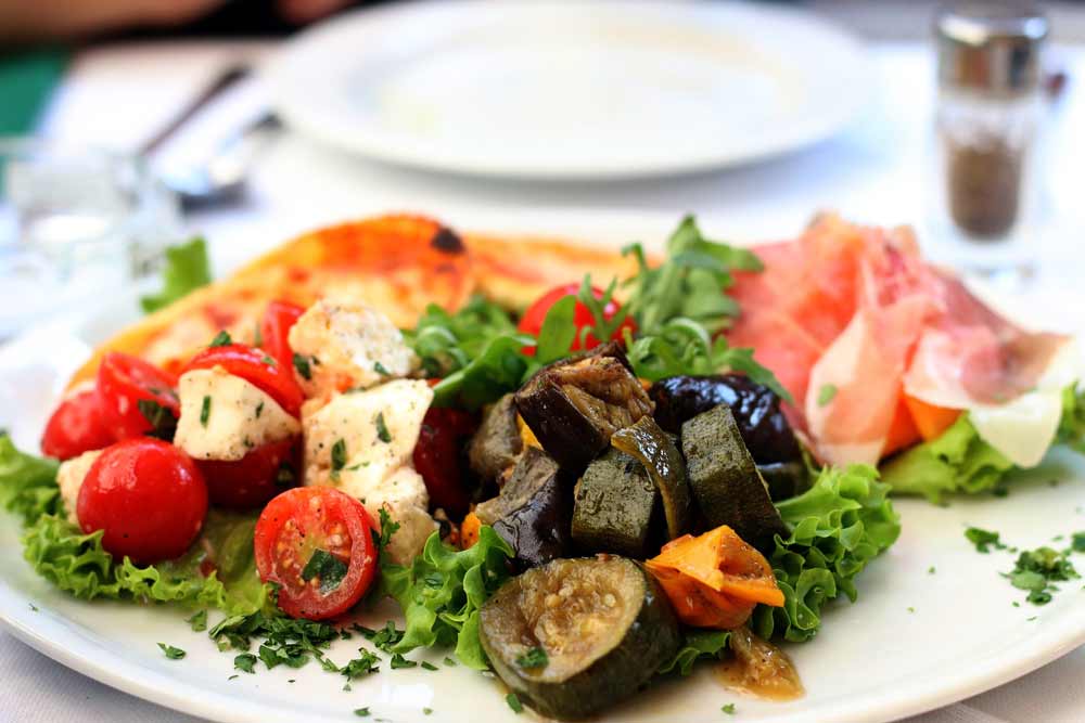 Auberginen-Tomaten-Salat